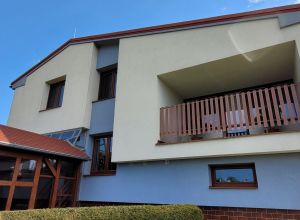 Tlakové mytí, zahubení mikroorganismů, biocidní postřik fasády Seč 