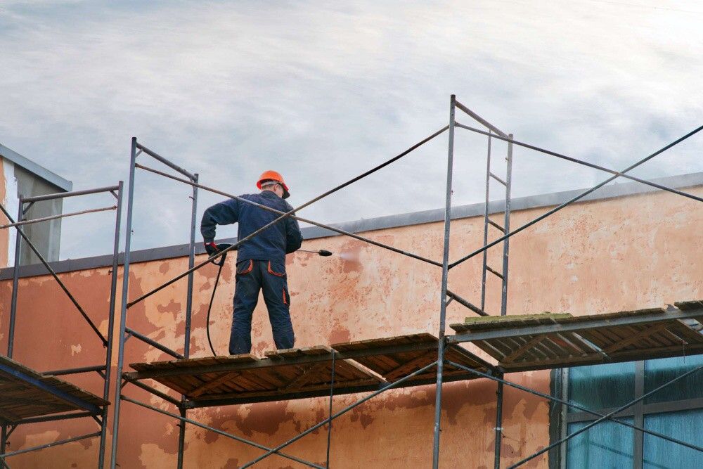 Vysokotlaké čištění a nátěr fasády v Pardubicích Kulhavý