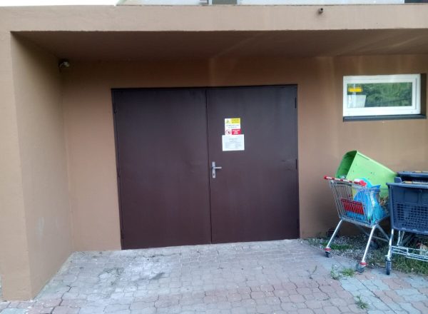 Oprava a nátěr panelového domu Pardubice