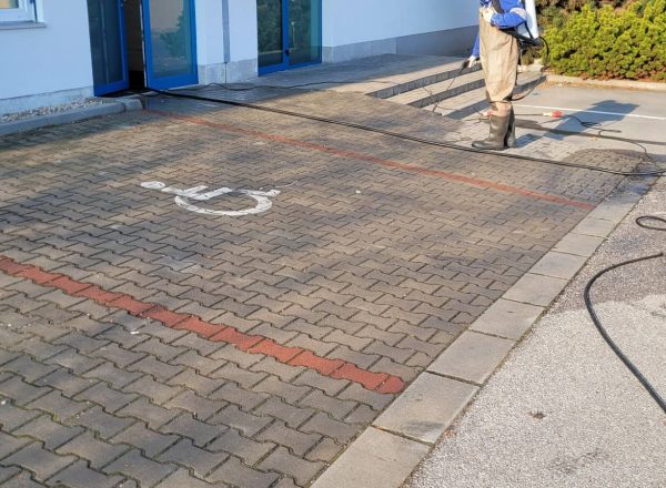 Čištění dlažby, preventivní ochrana Multi Fas Pardubice