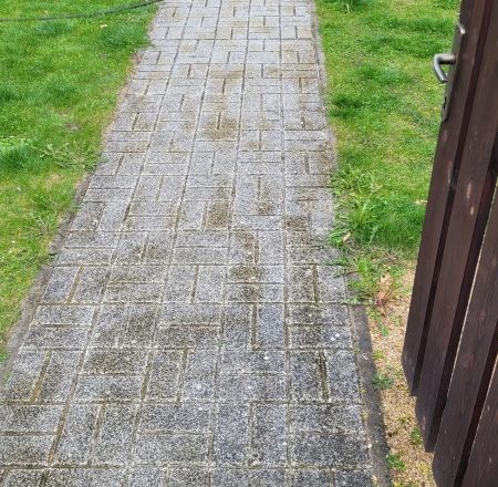 Číštění dlažby, křemičitý písek, postřik Pardubice Ohrazenice.
