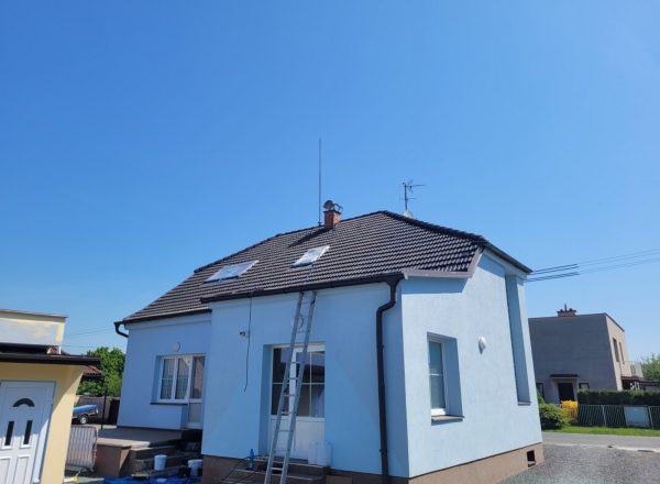 Čištění a nátěr střechy, fasády