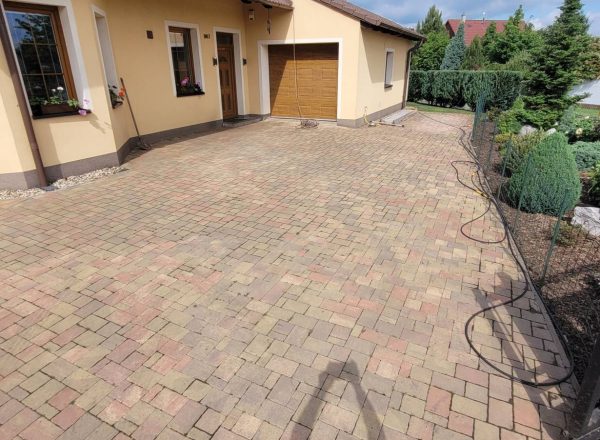 Čištění střechy a dlažby Heřmanův Městec