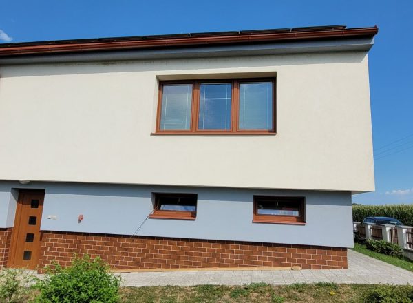 Tlakové mytí, zahubení mikroorganismů, biocidní postřik fasády Seč