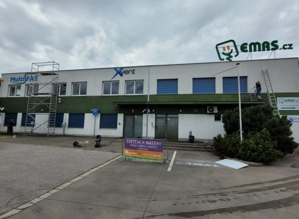 Tlakové mytí, zahubení mikroorganismů, preventivní nátěr fasády Multi Fas Pardubice