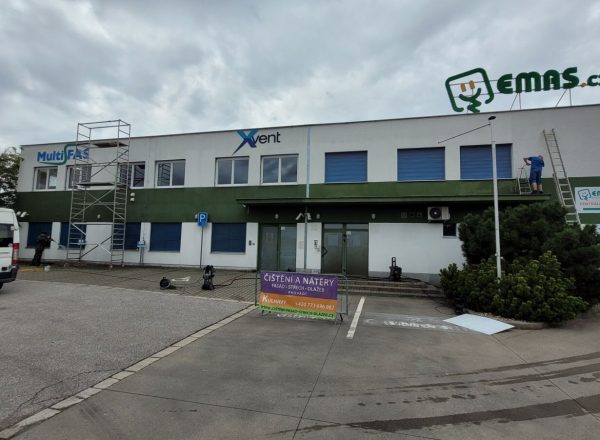 Tlakové mytí, zahubení mikroorganismů, preventivní nátěr fasády Multi Fas Pardubice