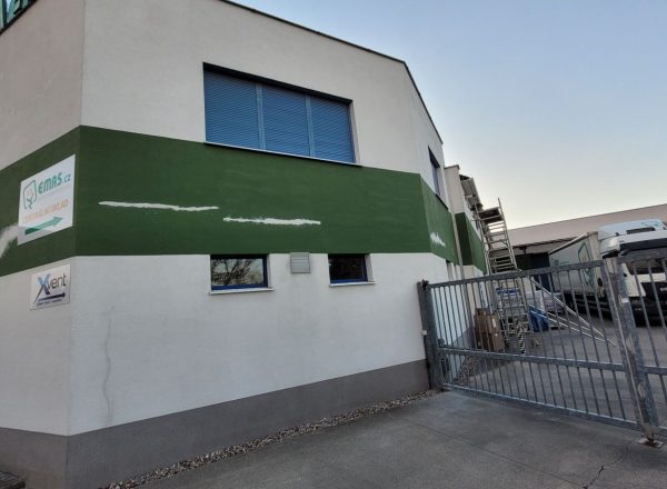 Tlakové mytí, zahubení mikroorganismů, preventivní nátěr fasády Multi Fas Pardubice