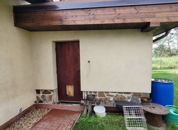 Vysokotlaké čištění, algicidní přípravky na dlažbu a fasádu Chvaletice